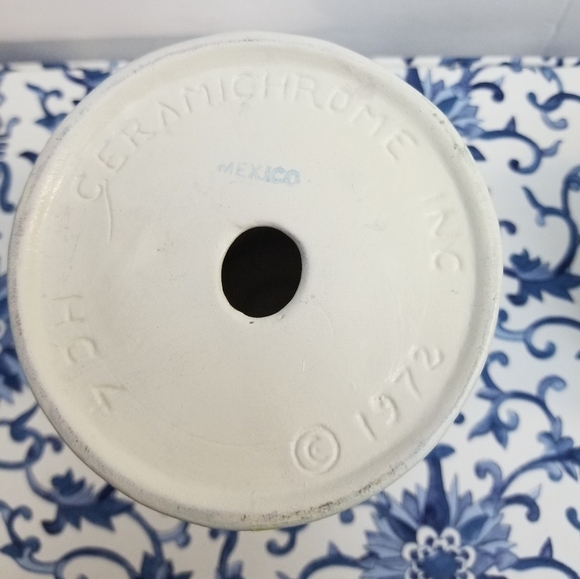 Vintage 1972 Mexican Ceramic White Candle Holders, 7 inches - Picture 7 of 7